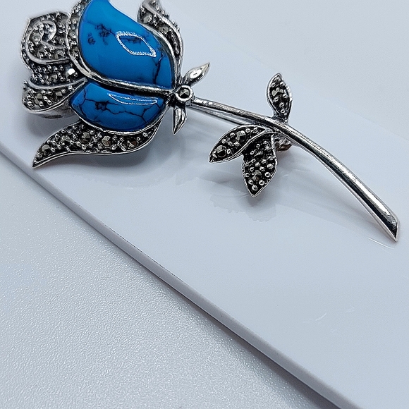 Stabilized Natural Blue Turquoise & Marcasite 925 Sterling Silver Rose‎ Brooch - Picture 8 of 10